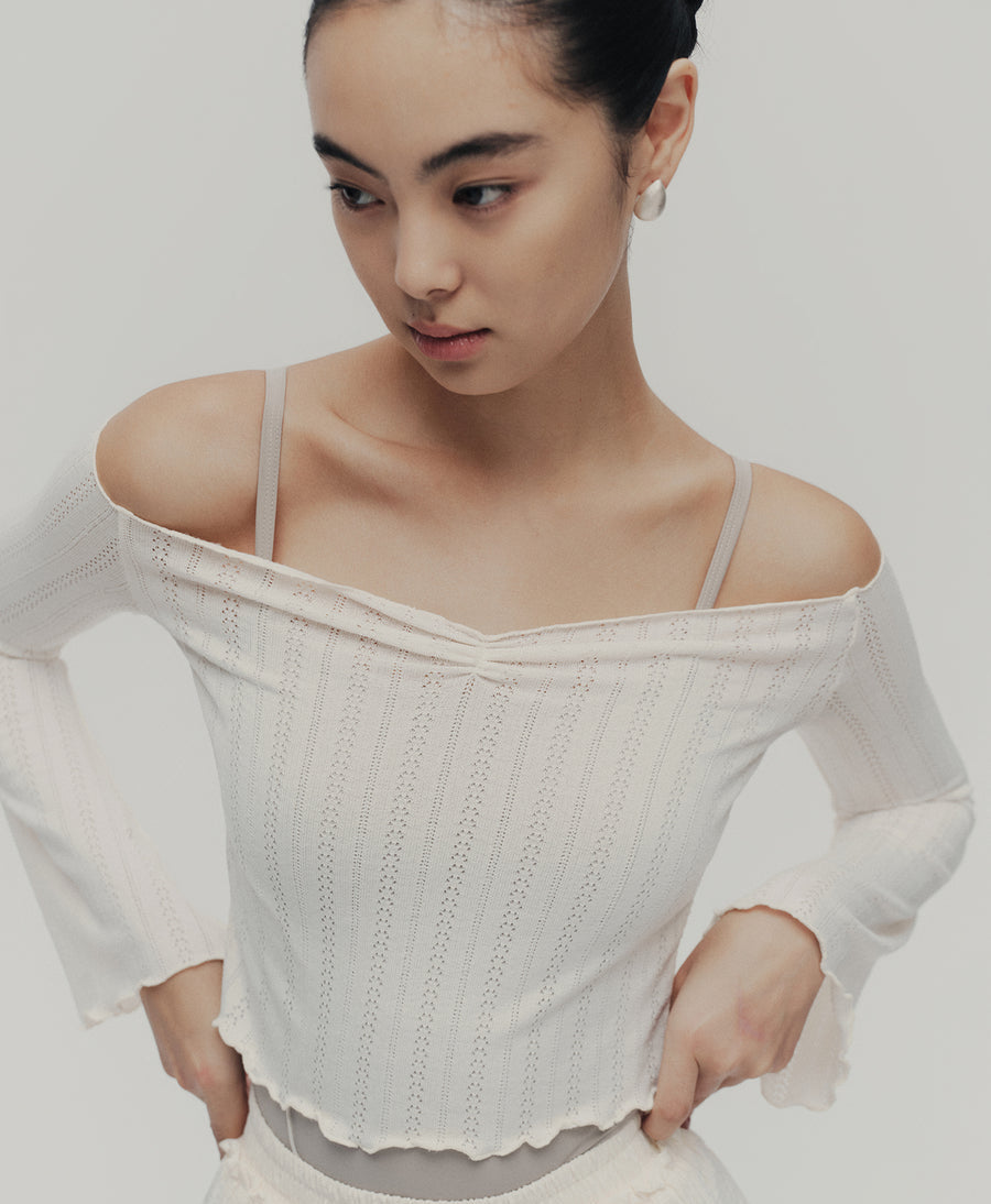 Typha Off-Shoulder Top with Flared Sleeves