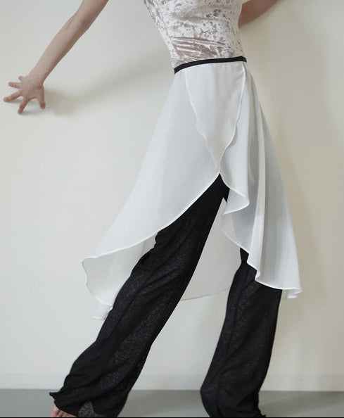 Typha Sheer Drape with Ribbed Bamboo Fabric